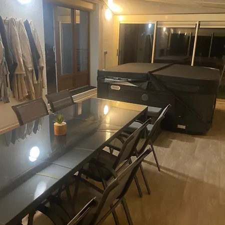 Maison De La Tranquillite 12 Personnes Maxi Avec